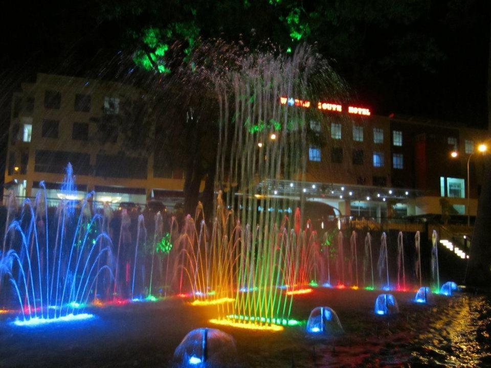 World Youth Hotel Ayer Keroh Kültér fotó