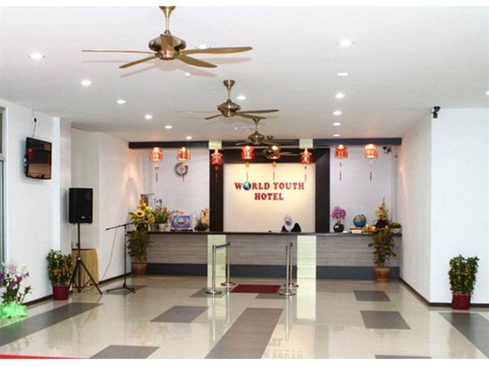 World Youth Hotel Ayer Keroh Kültér fotó