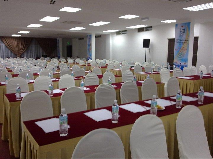 World Youth Hotel Ayer Keroh Kültér fotó
