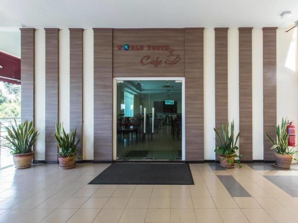 World Youth Hotel Ayer Keroh Kültér fotó
