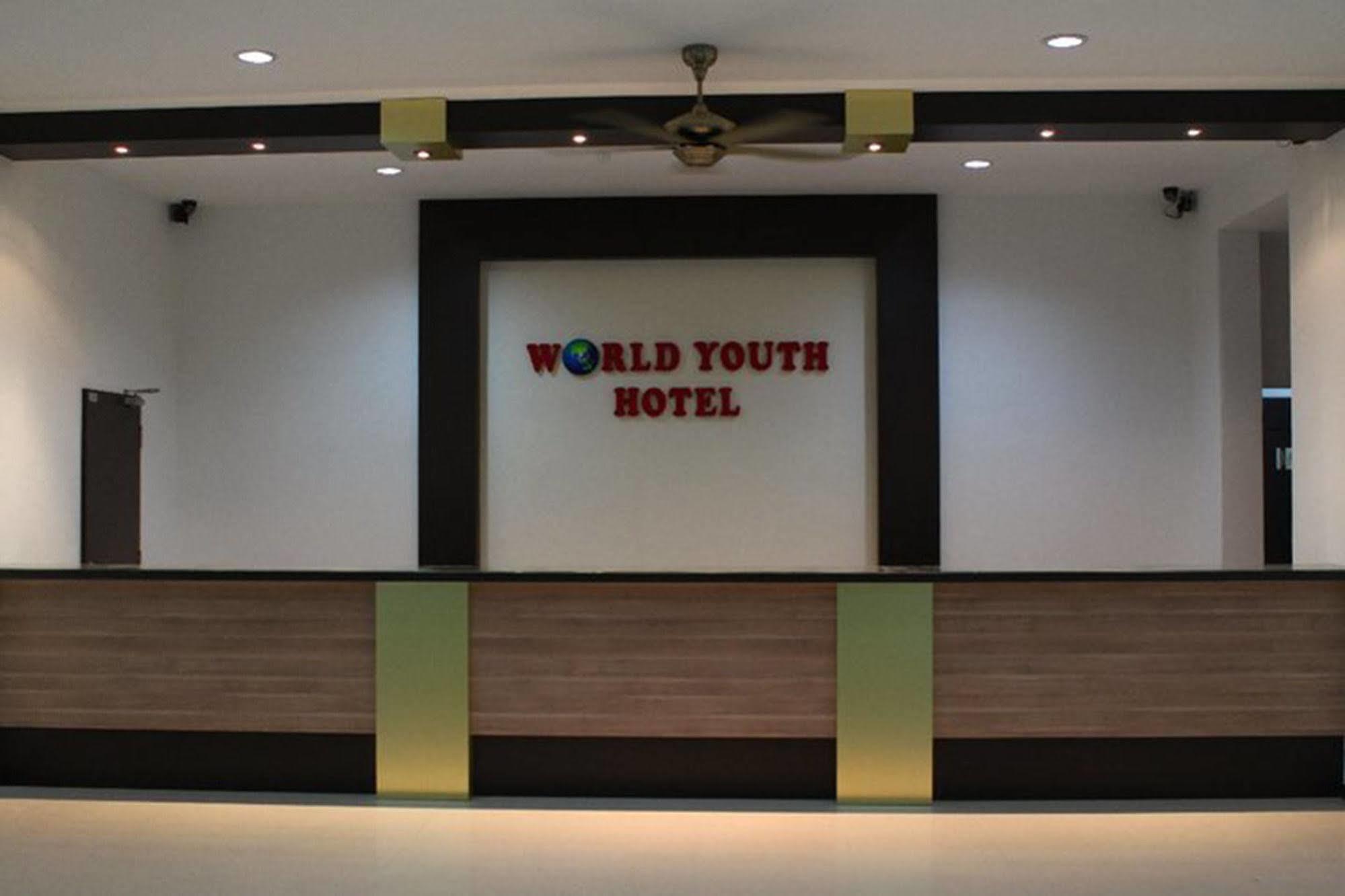 World Youth Hotel Ayer Keroh Kültér fotó